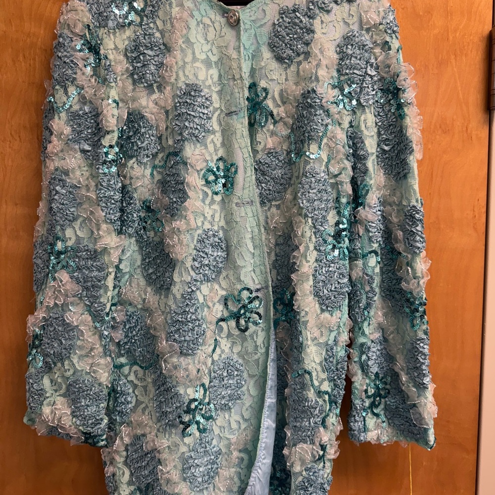 Elegant‎ Lace Floral Jacket